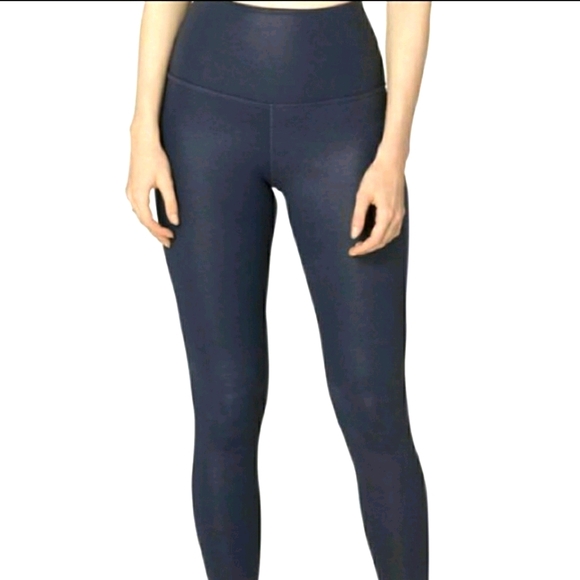 beyond yoga pearlized